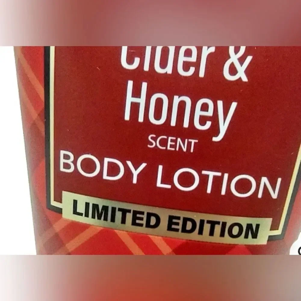 🛍️ (Lot 2) SPARKLING CIDER & HONEY HAND & BODY LOTION 5.5 Oz Each🔥